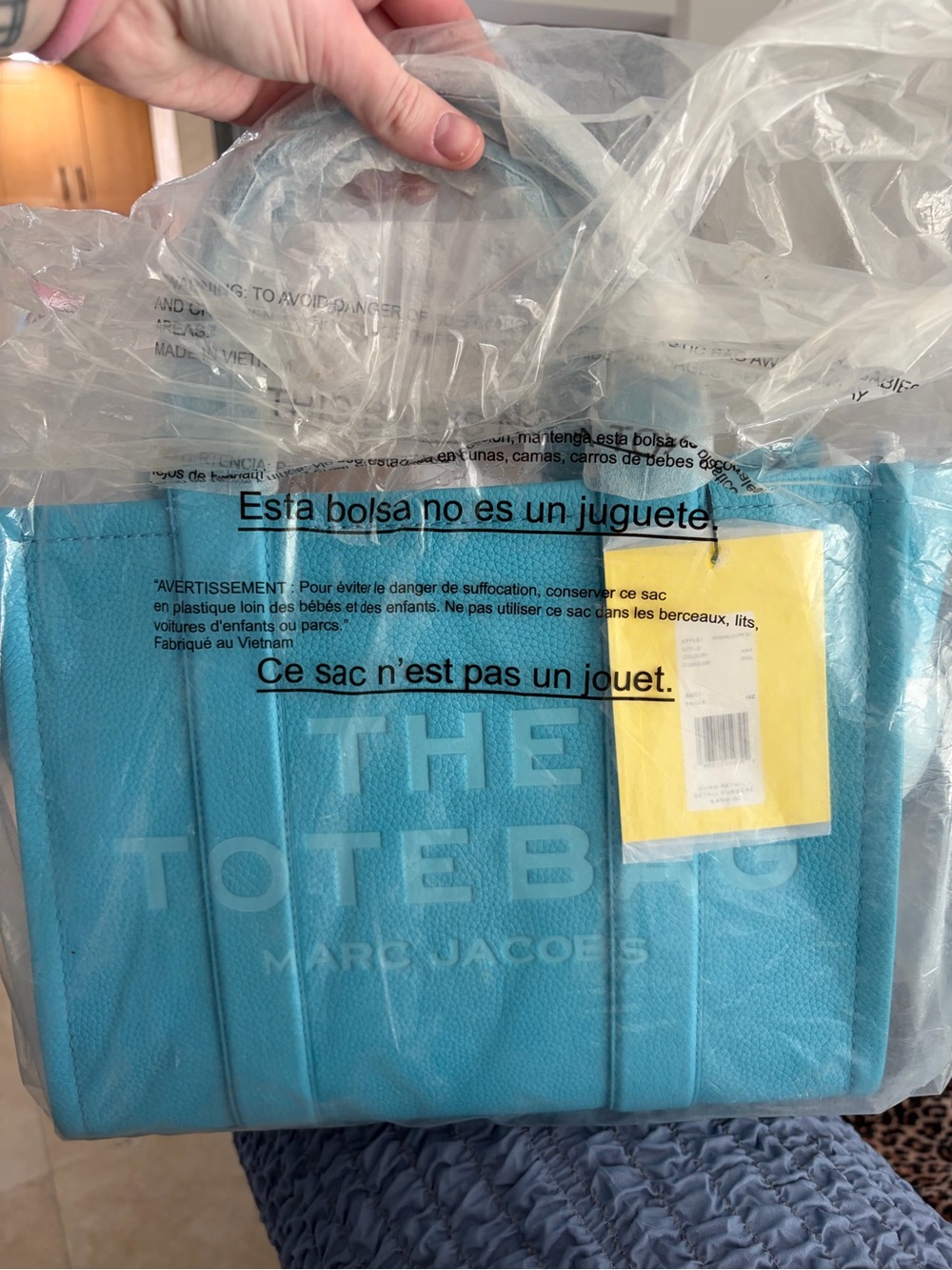 NWT The Tote Bag in Leather in Color Pool- MEDIUM - Picture 7 of 9